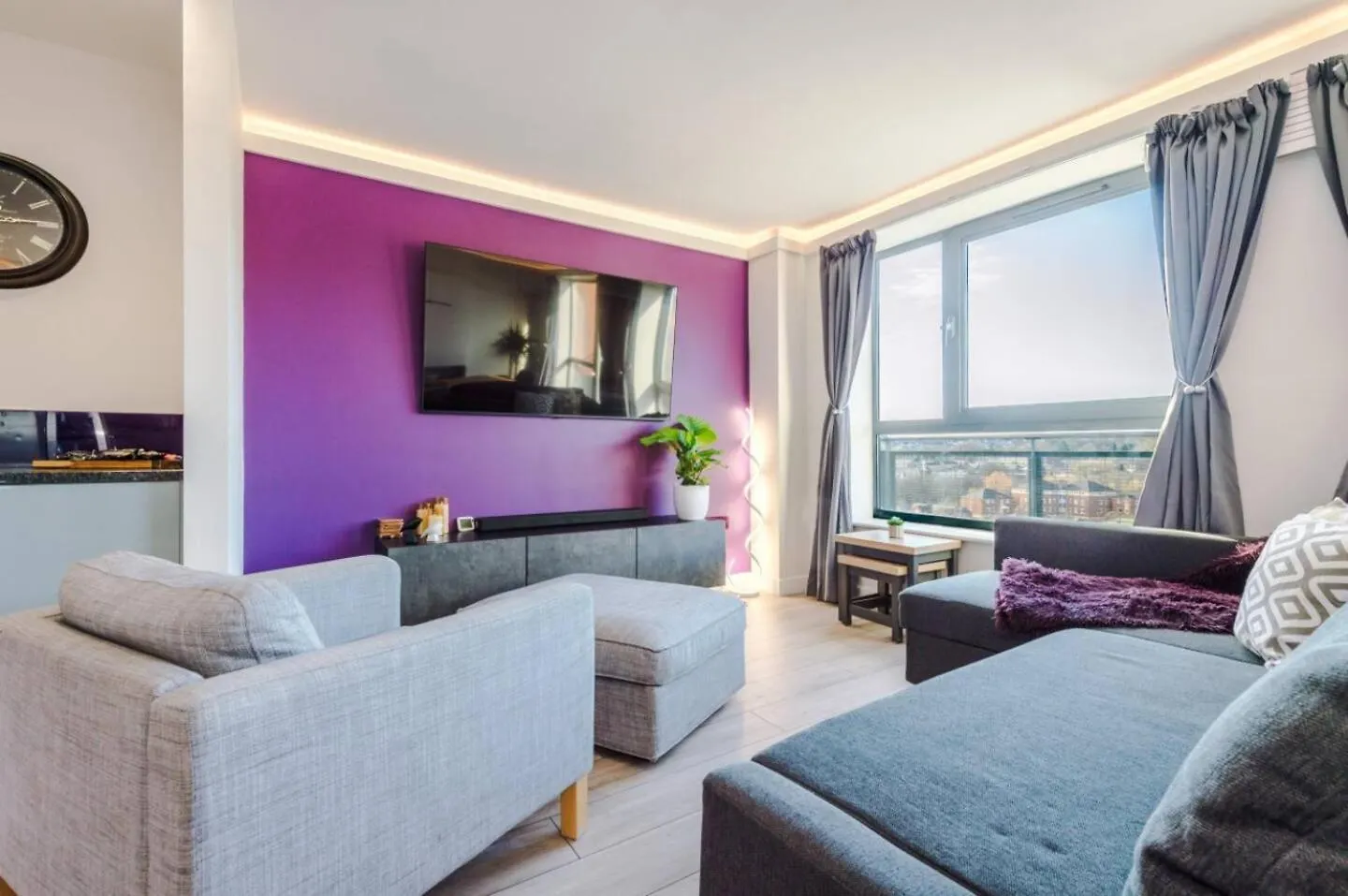 High-Spec Penthouse Central Free Parking Space Sheffield