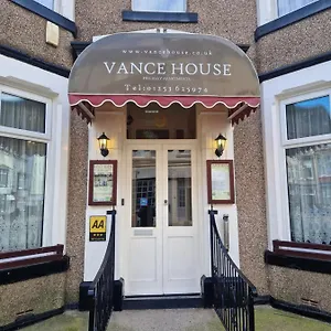 vance-house.hotelsin-chester.com/