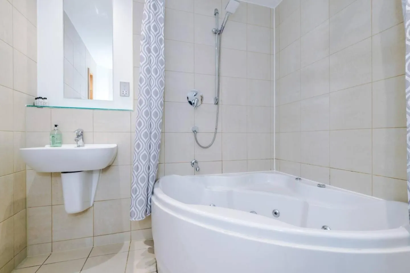 Apartment High-Spec Penthouse Central Free Parking Space Sheffield United Kingdom