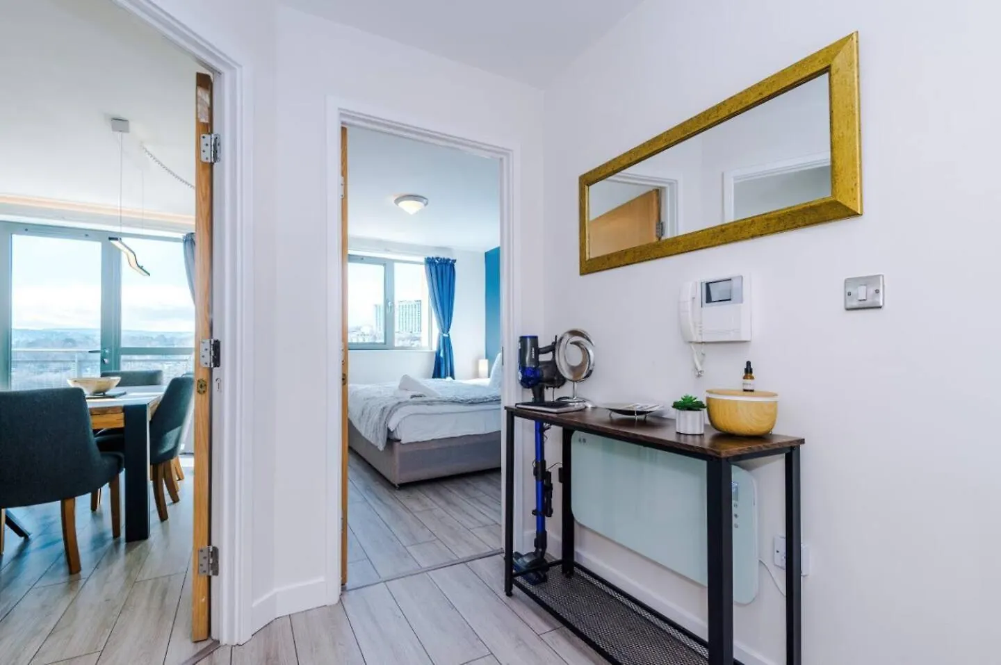 High-Spec Penthouse Central Free Parking Space Sheffield United Kingdom